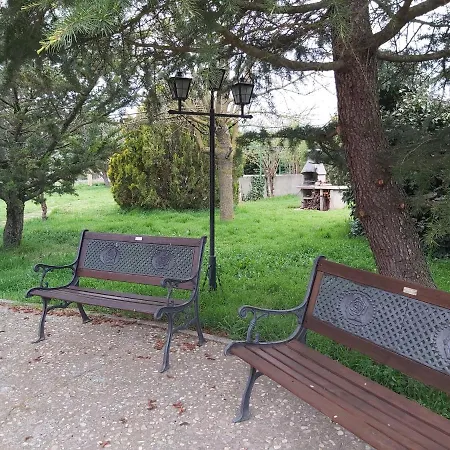 Nyaraló Casa En El Campo *